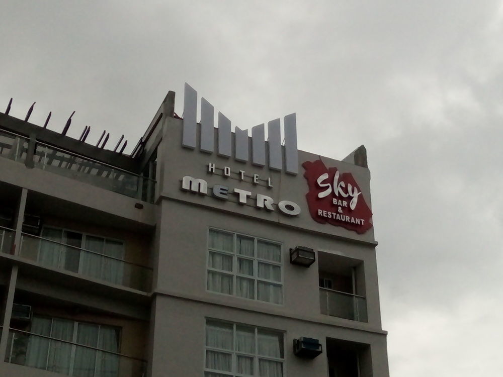 เรดดอร์ซ พลัส เนียร์ ไกซาโน มอลล์ กาลิโบ Hotel ภายนอก รูปภาพ