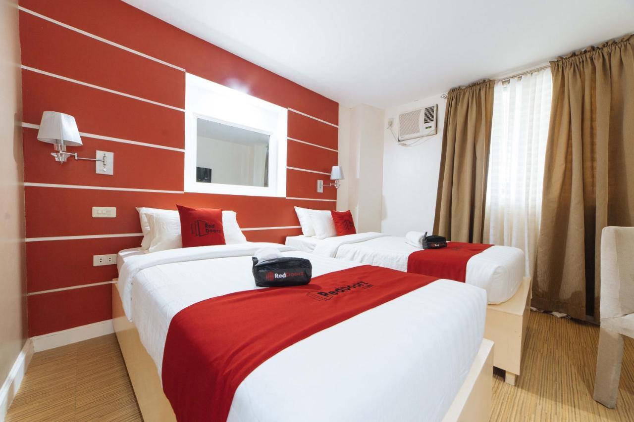 เรดดอร์ซ พลัส เนียร์ ไกซาโน มอลล์ กาลิโบ Hotel ภายนอก รูปภาพ