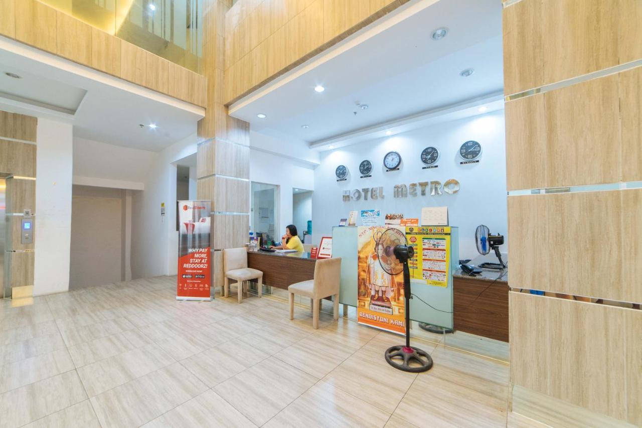 เรดดอร์ซ พลัส เนียร์ ไกซาโน มอลล์ กาลิโบ Hotel ภายนอก รูปภาพ